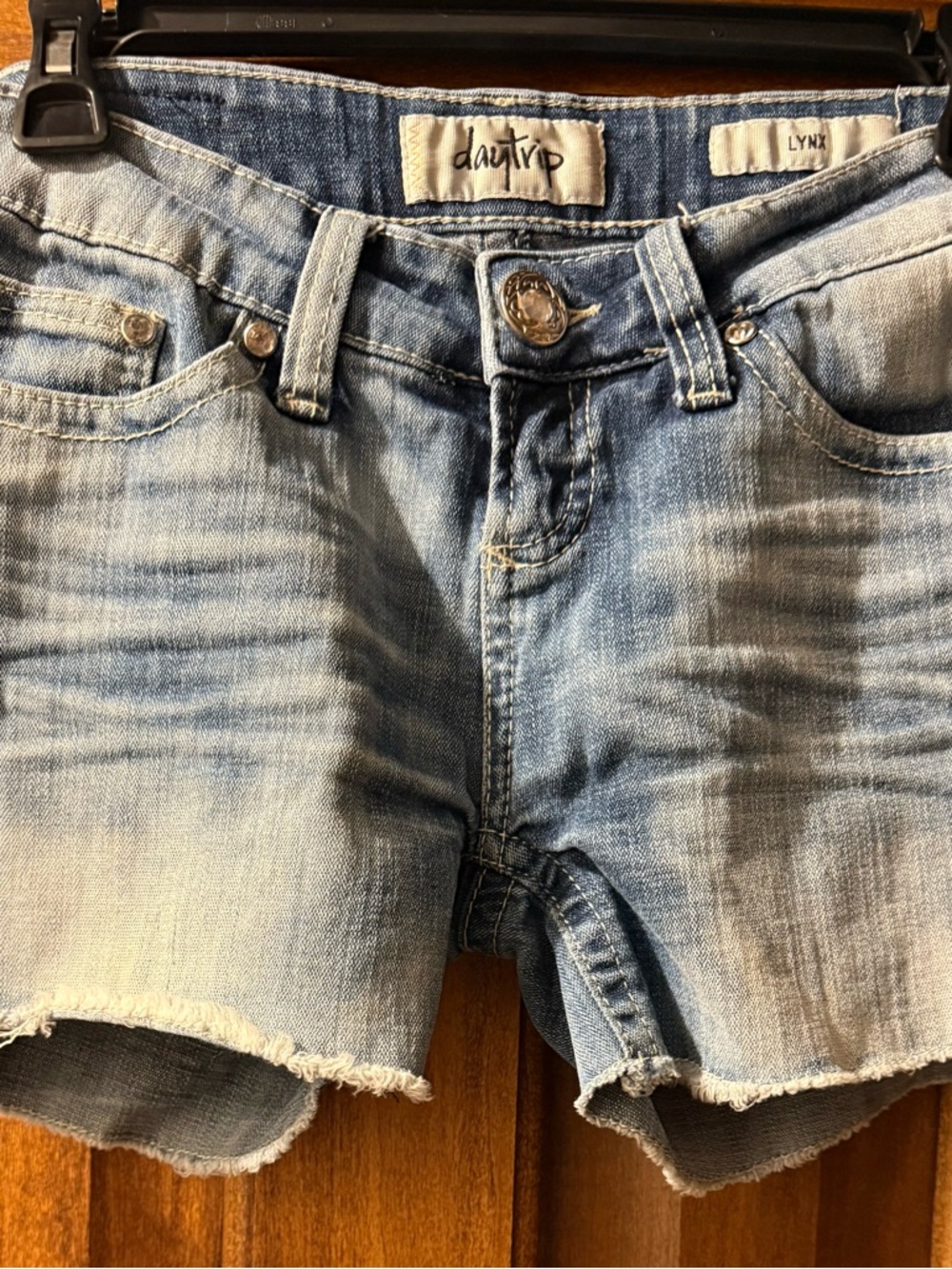 Daytrip Lynx denim shorts Size 24